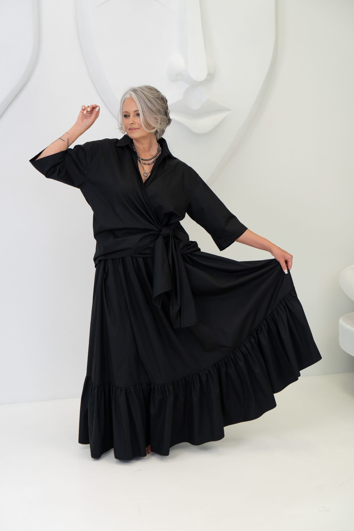 Melni kuplie svārki