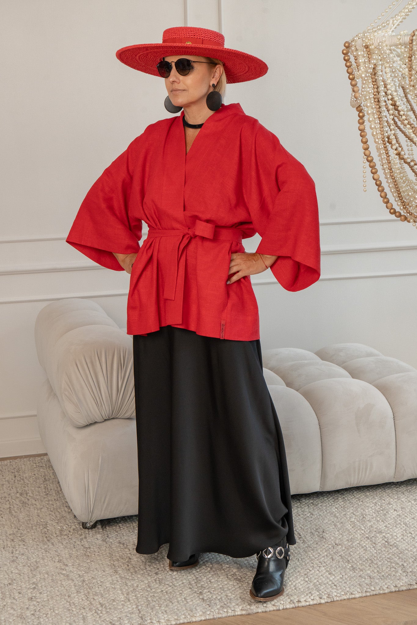 Sarkans viskozes un lina kimono