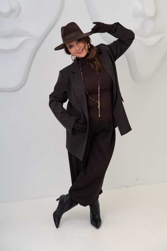 Latvijā radītas harēma tipa bikses